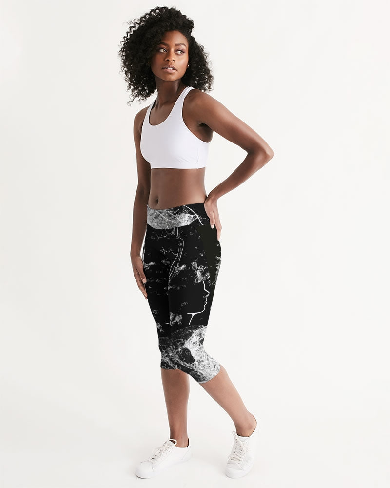 Universe A1 Women's Mid-Rise Capri